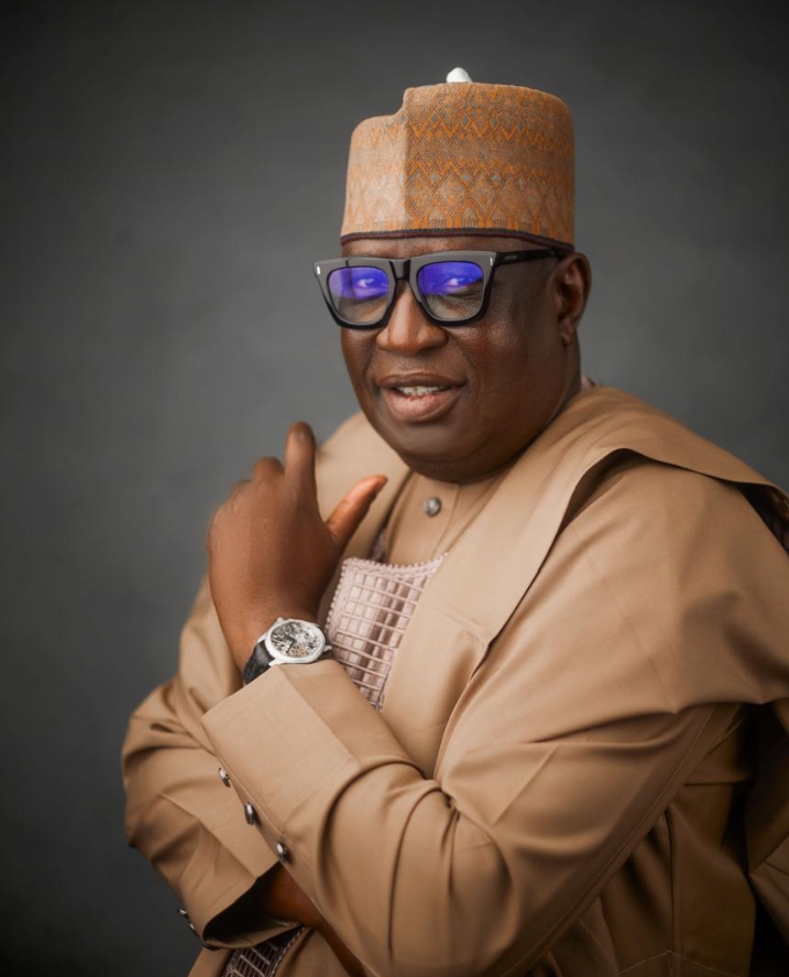 Team MM Congratulates their Principal, Hon. Mashood Mustapha on his Birthday Anniversary